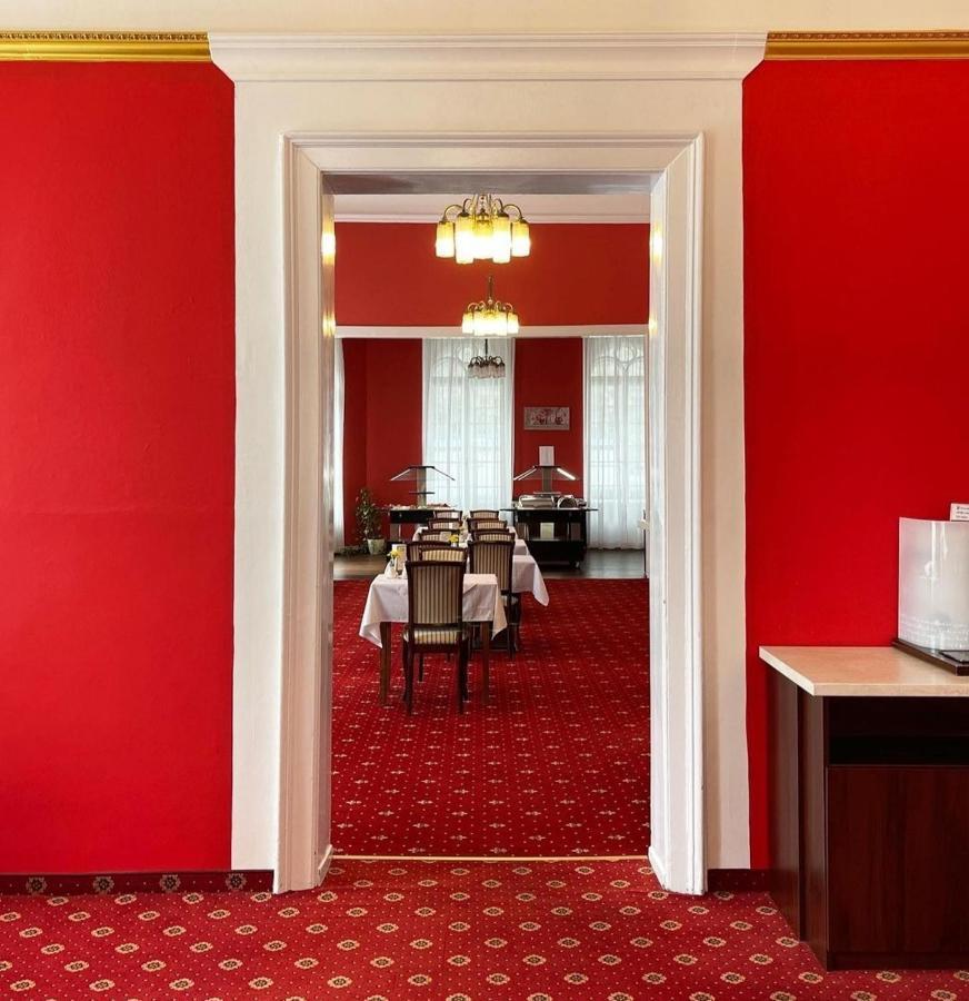 Windsor Spa Hotel Κάρλοβι Βάρι Εξωτερικό φωτογραφία